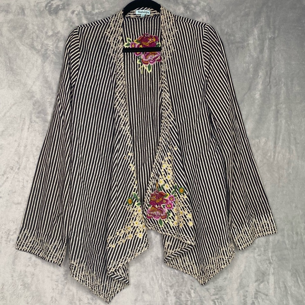 Nostalgia Embroidered Floral Waterfall Open Front Blazer Sz L